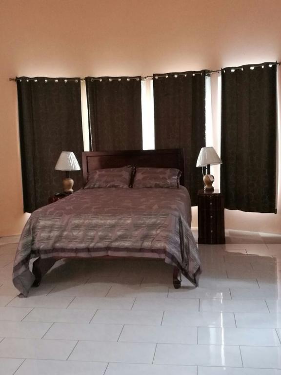 Chancery Hall 3 Bedroom Villa Kingston Room photo